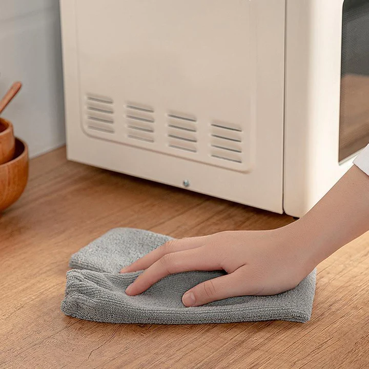 CleanSweep | Flexibilná a dlhá kefa na čistenie prachu