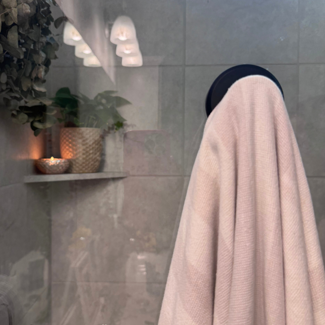 Ultra-adhesieve zuignap haak, naar wens opnieuw positioneerbaar